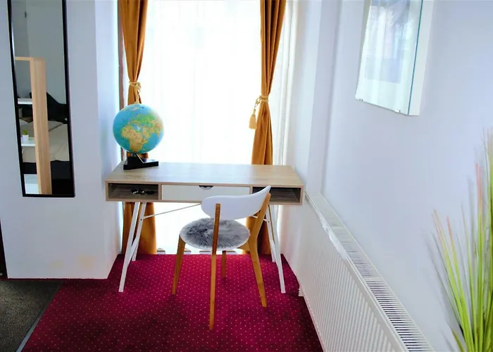 Arcade * Κλουζ-Ναπόκα