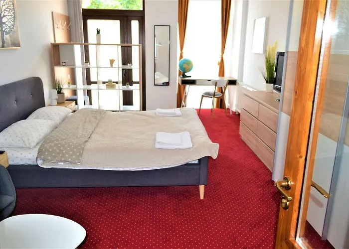 Arcade * Κλουζ-Ναπόκα